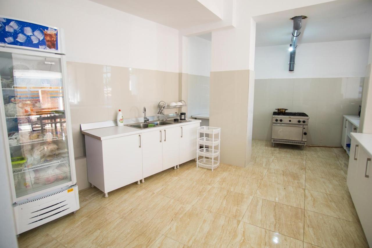Wallaby Hostel Saranda Dış mekan fotoğraf